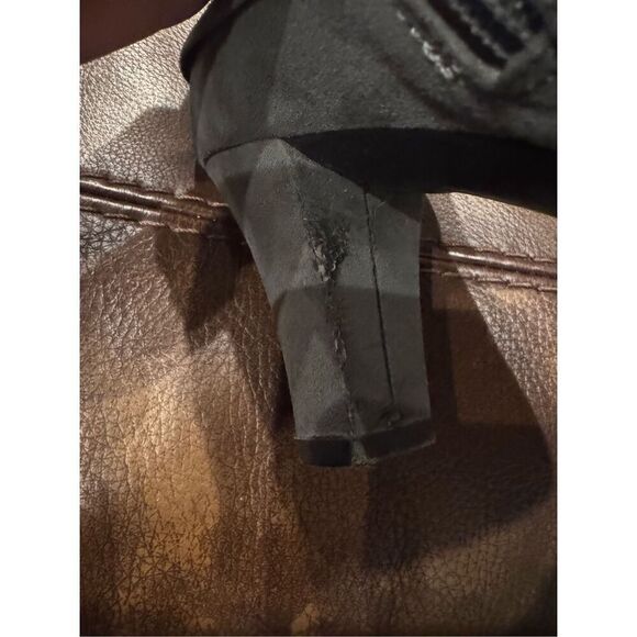 Aerosoles grey bootie 9.5 - Picture 10 of 11